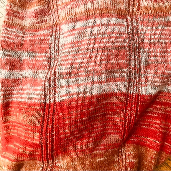 Beautiful Infinity scarf in orange, tan, red...❄️ - Picture 4 of 4